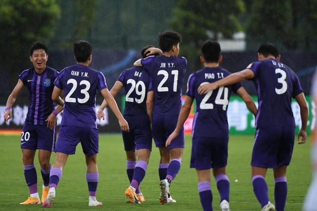 曼城欧冠出局再战英超领头羊 数据挺红军双杀