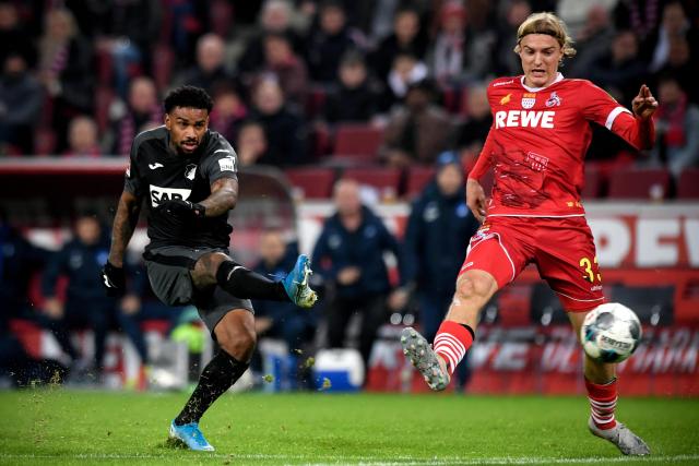 詹姆斯32+15天津胜广东 贺希宁17分深圳负上海