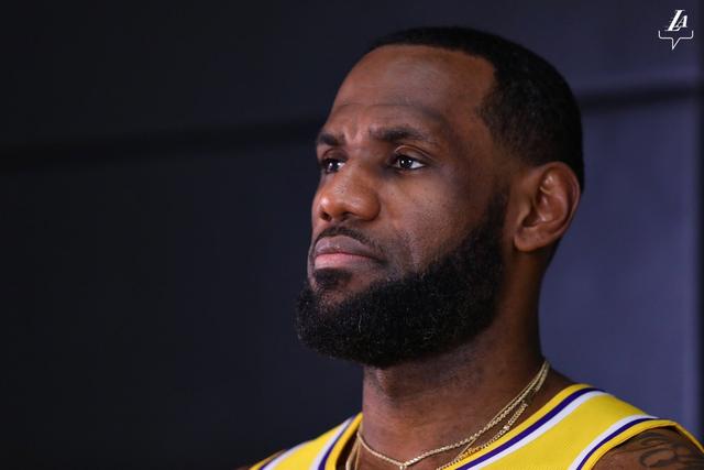 阿伦32分太阳力克76人 快船送开拓者4连败